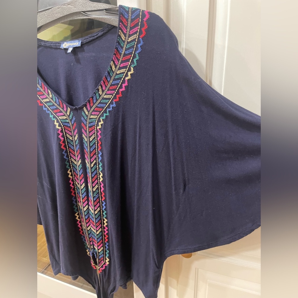 Democracy Blue Embroidered Front Toe Blouse - Picture 9 of 10